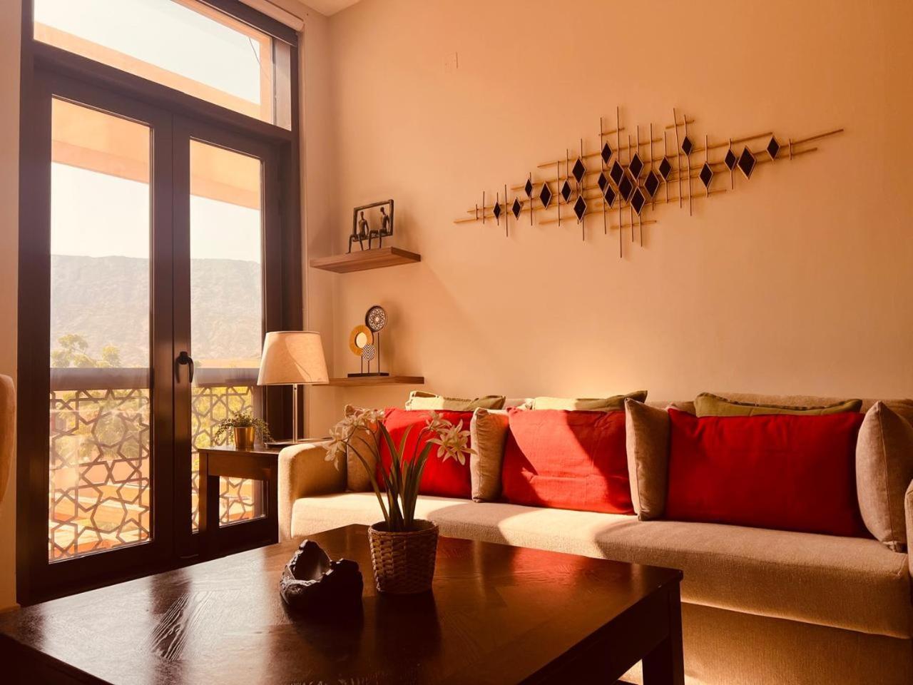 One Guest Place Elegant 1bhk In Bay 01 * Maskat